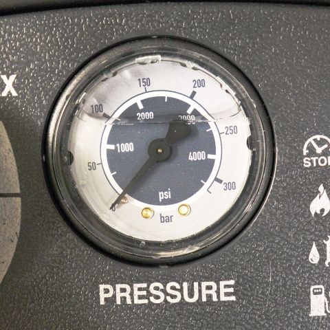 HY155HP2 LOW RES 0000 HY155HP2 1 Pressure Guage